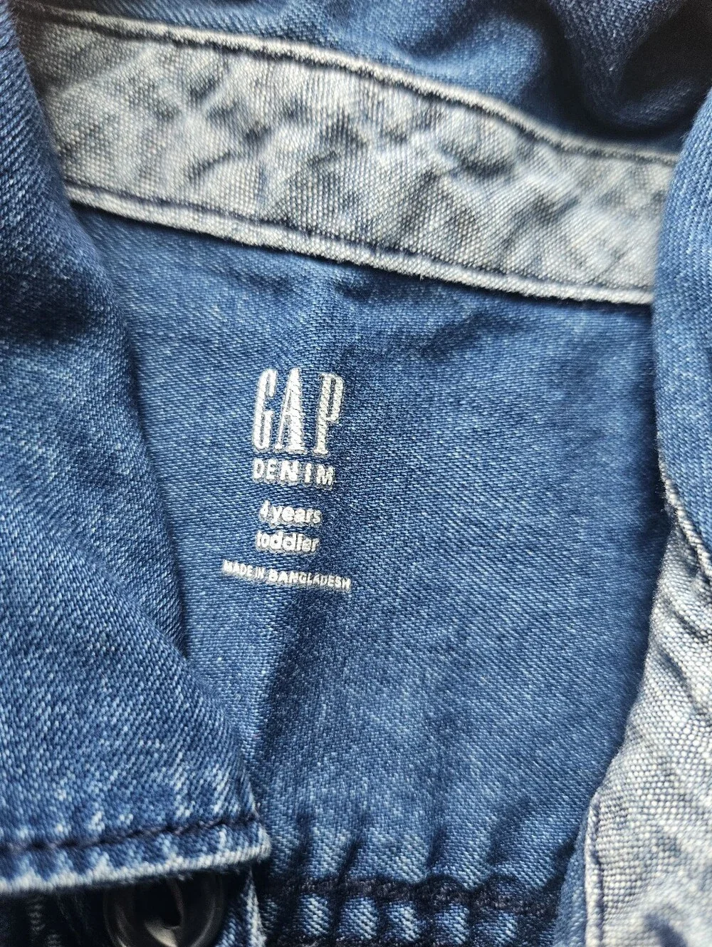 GAP Dark Blue Short-Sleeve Denim Chambray Button Up for Kids 4t